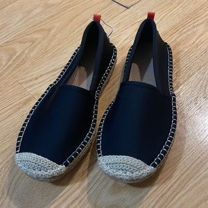 Sea Star espadrilles NWT